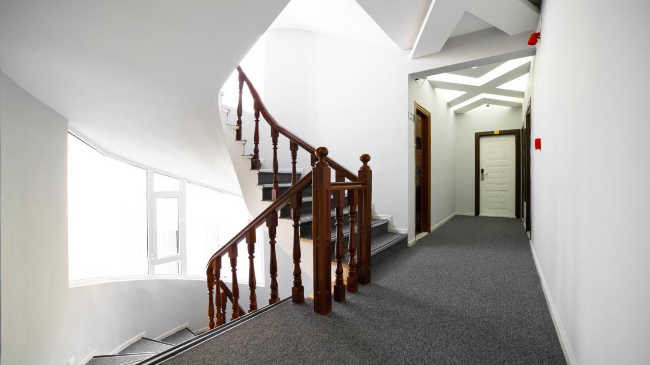 Kafkas Hotel Анталия Екстериор снимка
